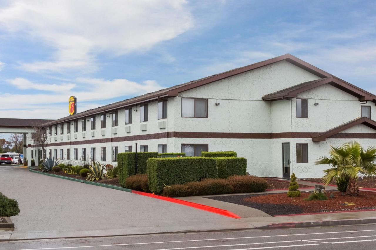 Hotel Super 8 By Wyndham Arcata Exterior foto